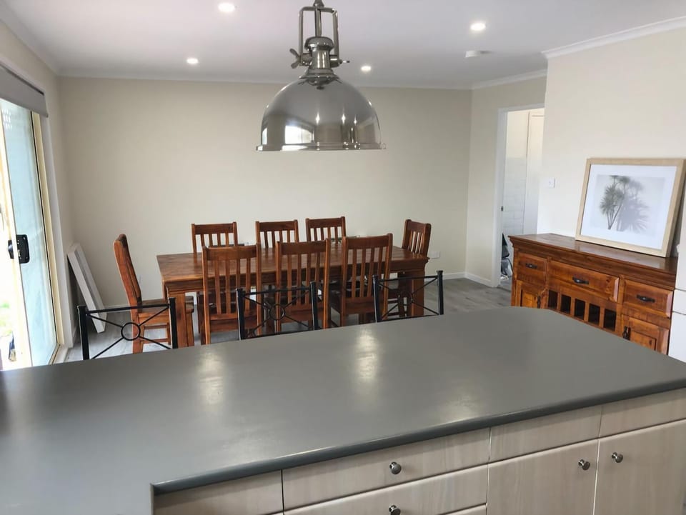 Getaway to the Bay - Pet friendly House in Callala Bay
