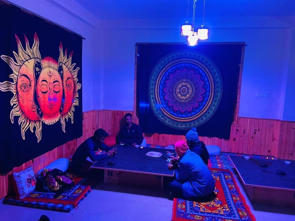 The Riverwoods - Cafe & Stay Bed and Breakfast in Himachal Pradesh