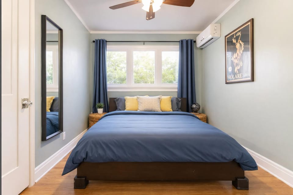 Modern LA Home Near Museums, Dining & Downtown House in San Fernando Valley
