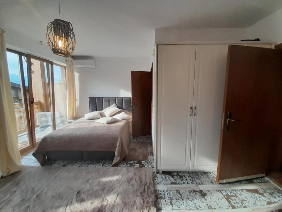 Rustic Spa at Pirin Golf Apartment in Blagoevgrad Province