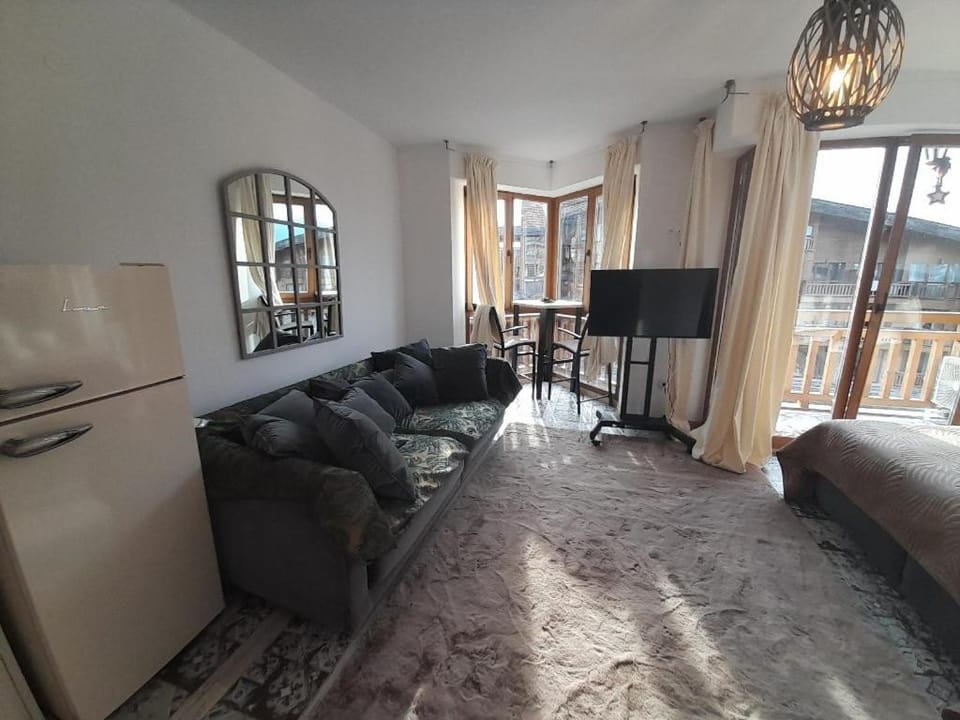 Rustic Spa at Pirin Golf Apartment in Blagoevgrad Province