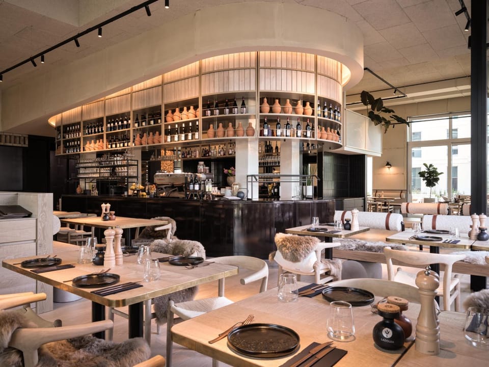 Restaurant/places to eat