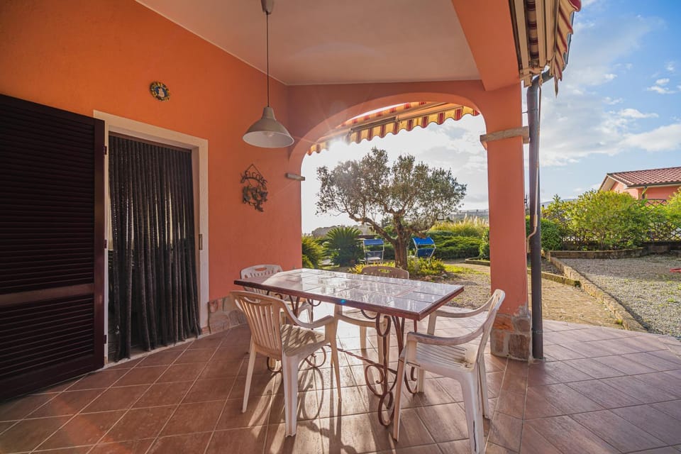 Patio, Day, Garden, View (from property/room), Balcony/Terrace, Garden view