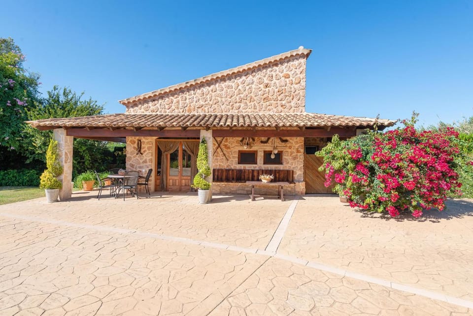 Sunset Finca Ses Contesas Country House in Alcúdia