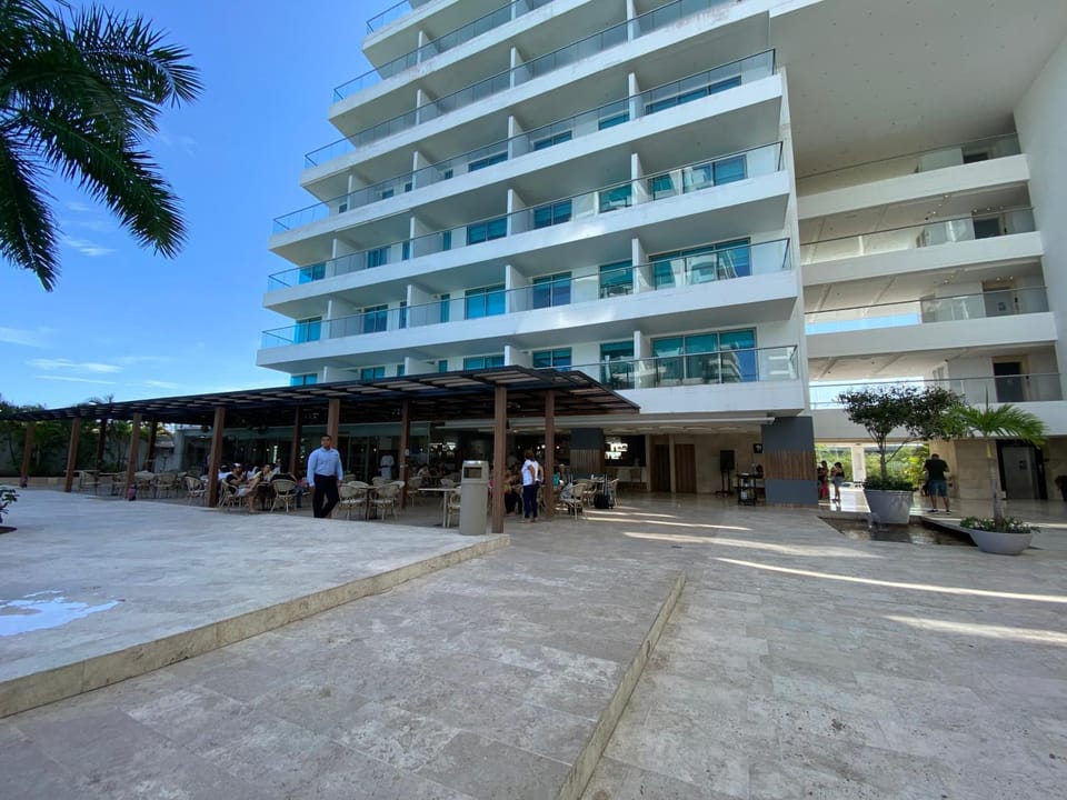 Property building, Day