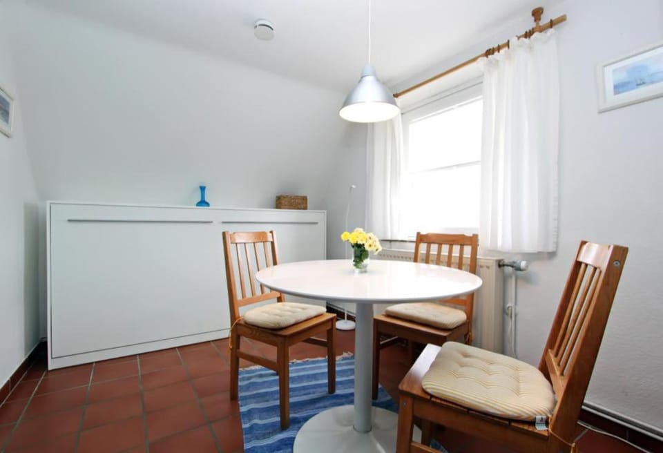 Haus-Atlantis-Whg-2-Duenenblick Bed and Breakfast in Nordfriesland