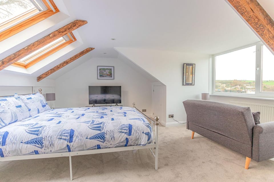 The Slipway Fowey Harbour Parking 1 Min & Garden House in Fowey