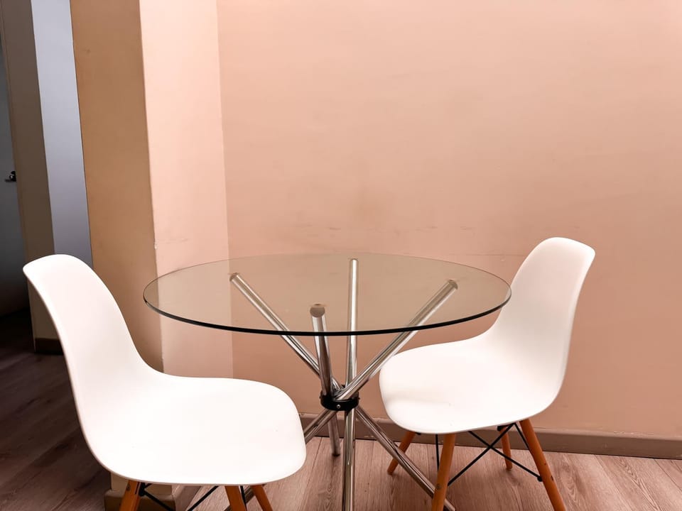 Aparta estudio cerca al Parque Lleras MAN202 By Roots Rentals Apartment in Medellin