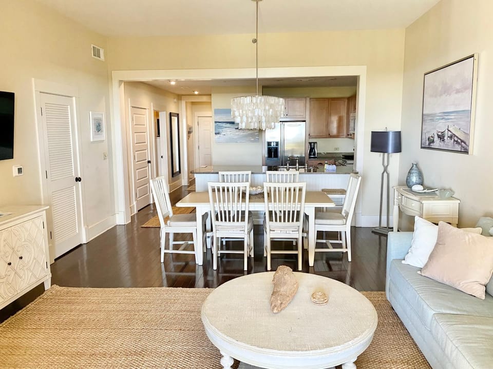 30A! Redfish Village Unit M2-424 is in the heart of it all!! Apartment in South Walton County