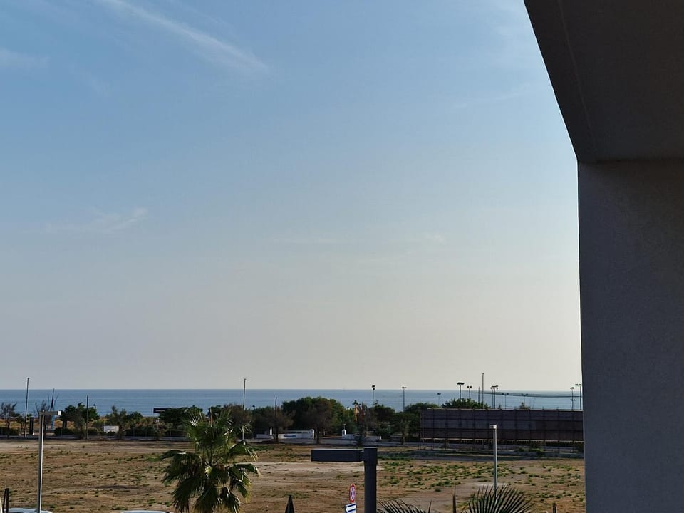 Dimora Paradiso, Monopoli, Puglia, Sea-View, Stylish, Family Friendly Home Apartment in Apulia