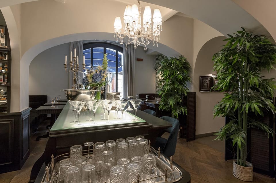 Library, Lobby or reception