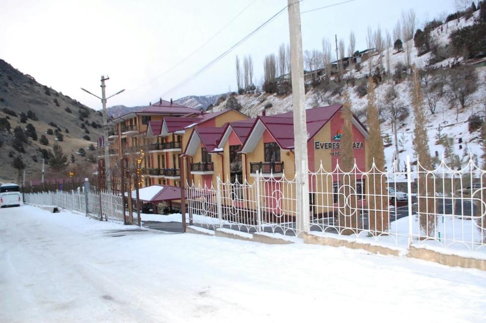 Everest Plaza Hotel in Europe
