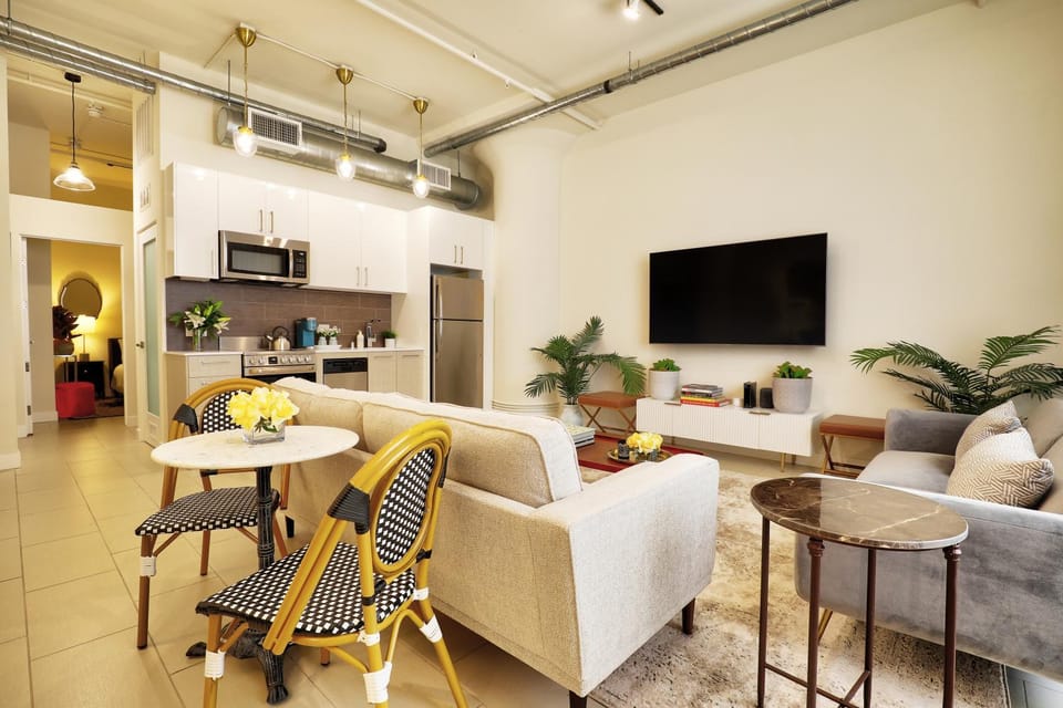 Living room, Seating area