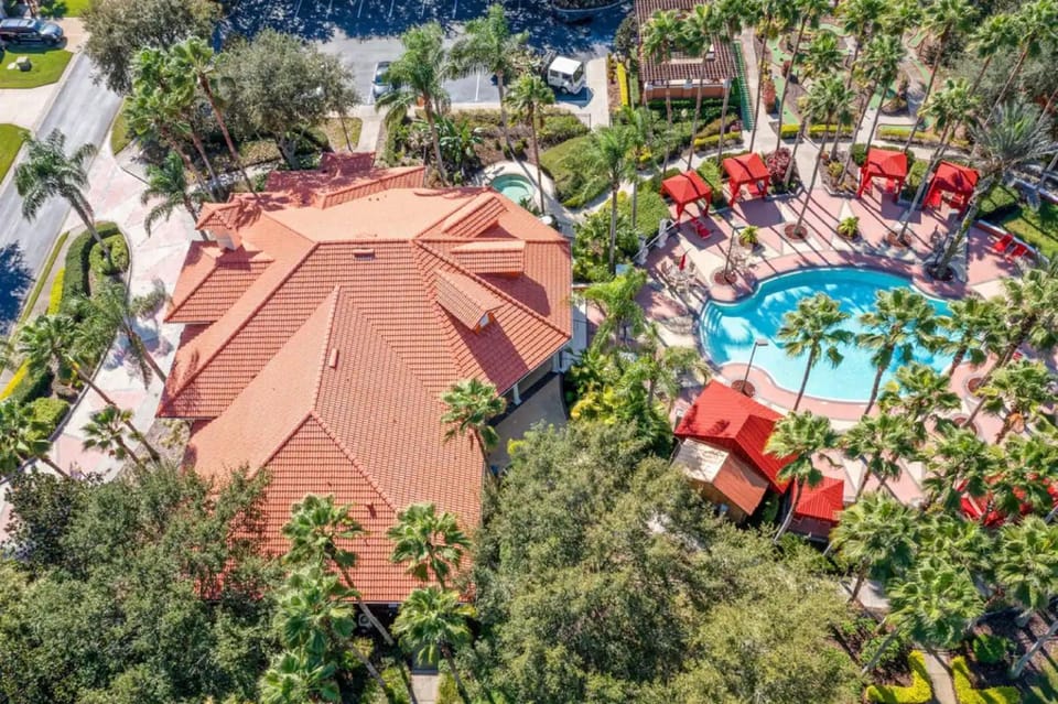 Pool view, Swimming pool