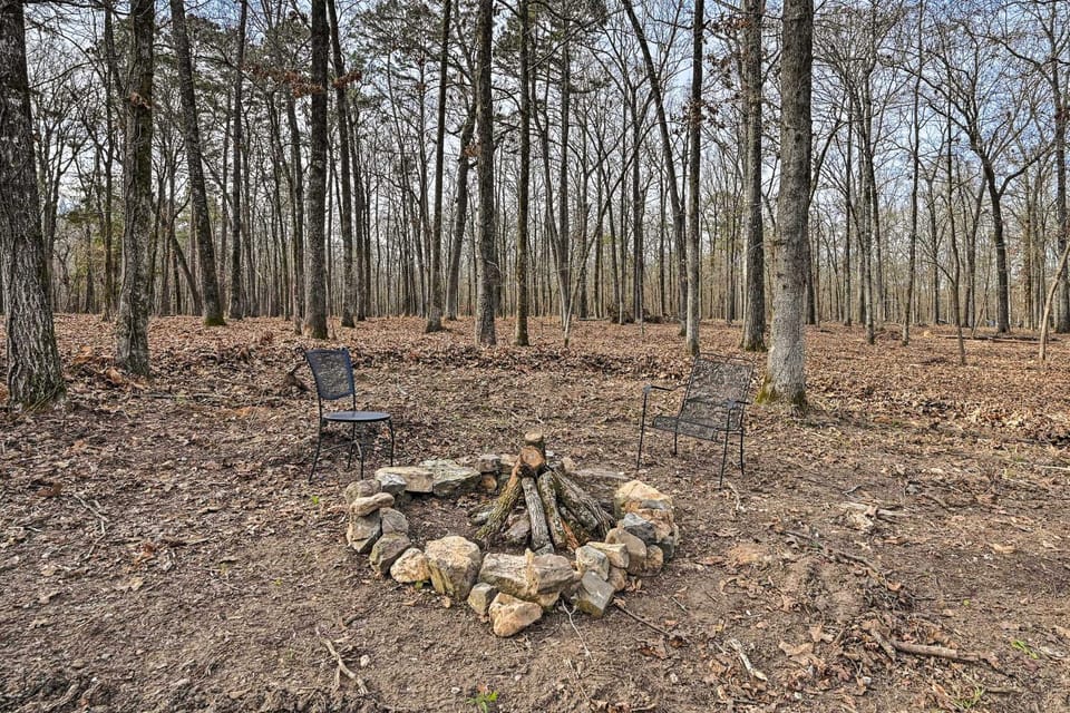 Hidden Oaks Broken Bow Vacation Rental, Pets OK! House in Broken Bow