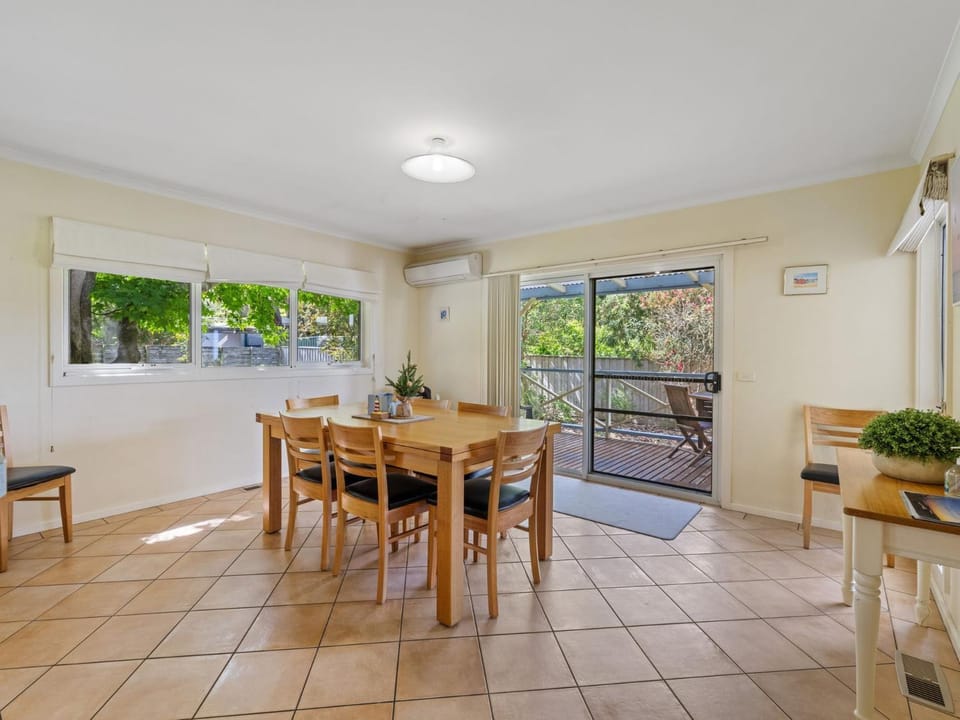 Surf Mist Retreat House in Inverloch