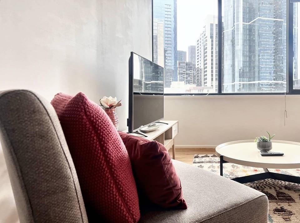 Stylish 2 Bedroom APT With CBD View Southbank Apartment in Southbank
