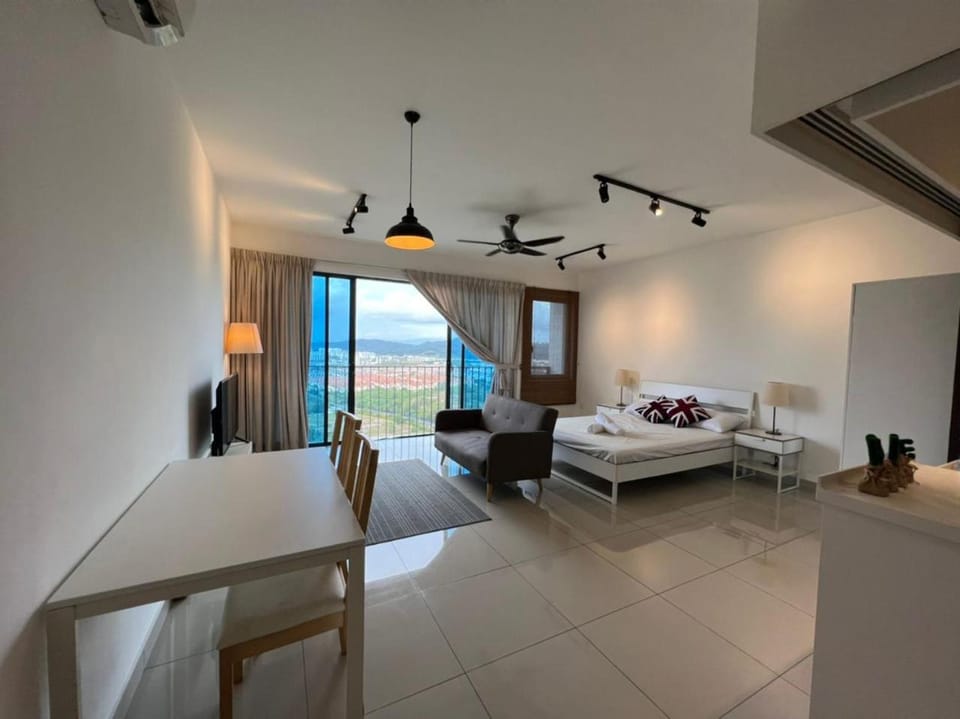 Francesco Suite - Trefoil Setia Alam-Near Setia City Mall & Setia Convention Centre Apartment in Selangor, Malaysia