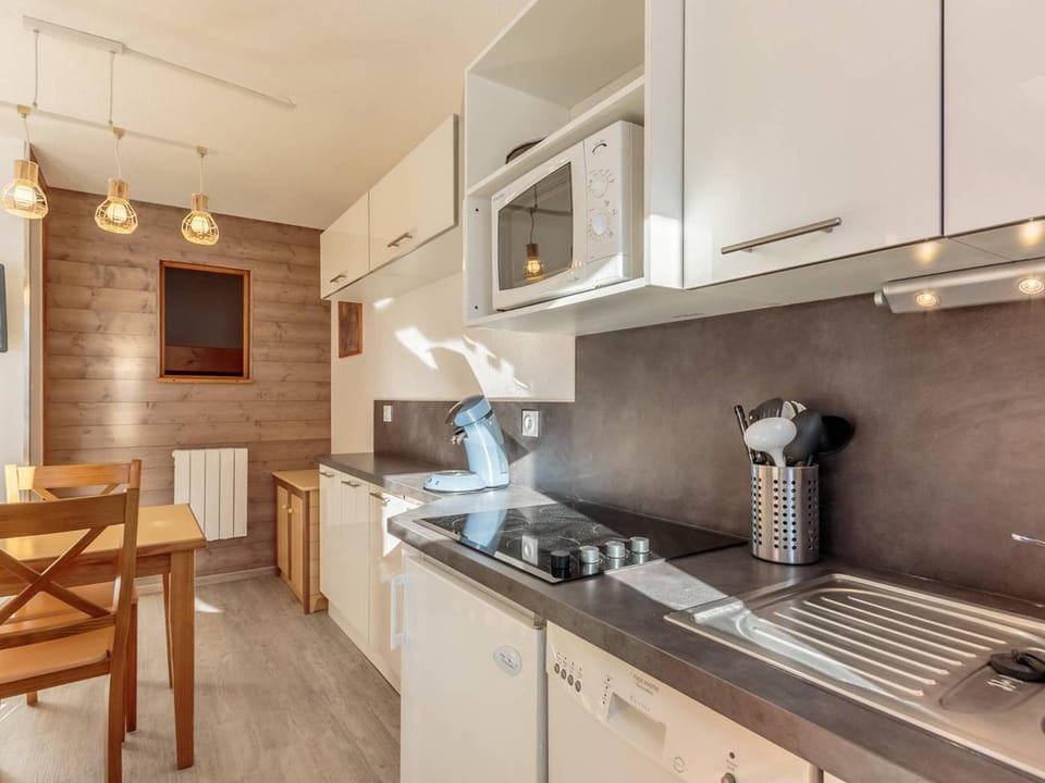 Appartement 4 pers, accès direct pistes, parking inclus - FR-1-351-148 Apartment in Mâcot-la-Plagne