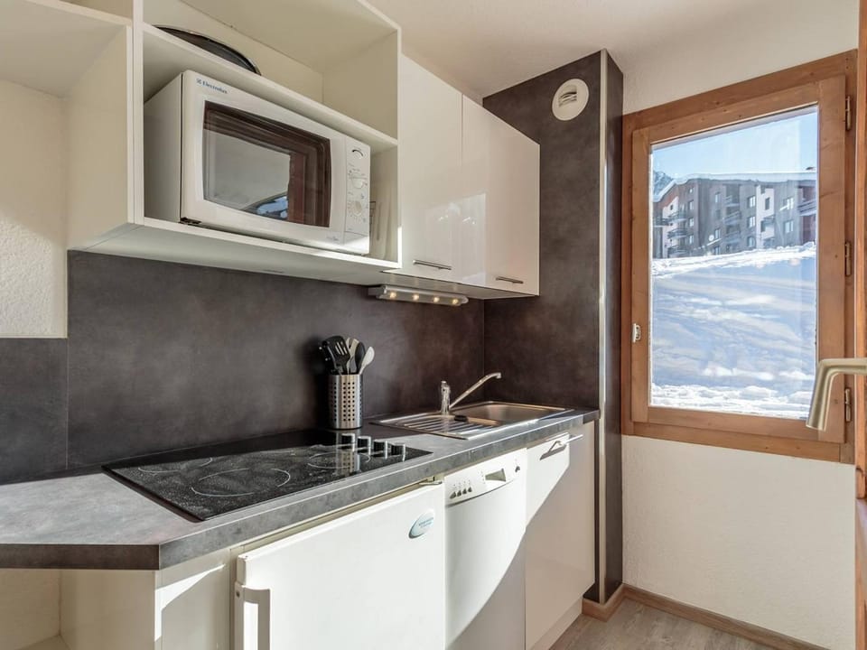Appartement 4 pers, accès direct pistes, parking inclus - FR-1-351-148 Apartment in Mâcot-la-Plagne