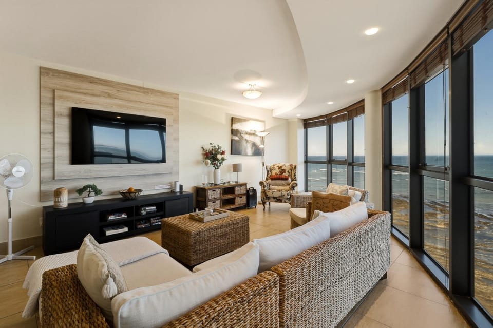 Lounge or bar