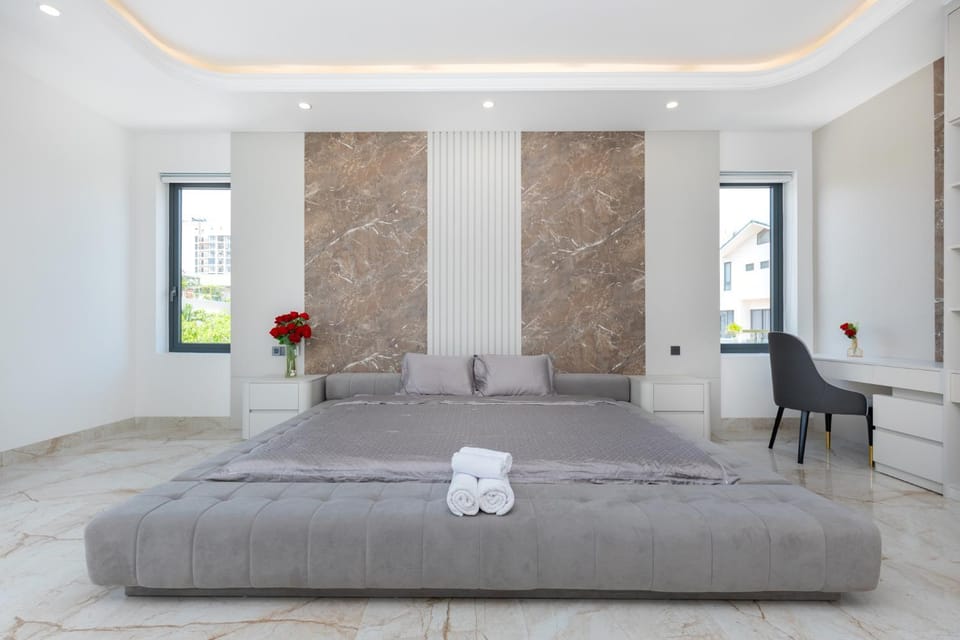 Villa B2-34 Long Cung - Phòng hát Karaoke VIP - 100m tới biển Villa in Vung Tau