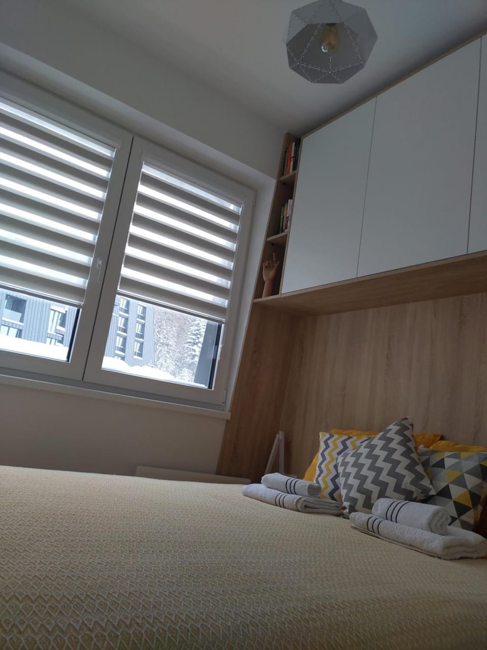 Nearby landmark, Bed, Photo of the whole room, Bedroom