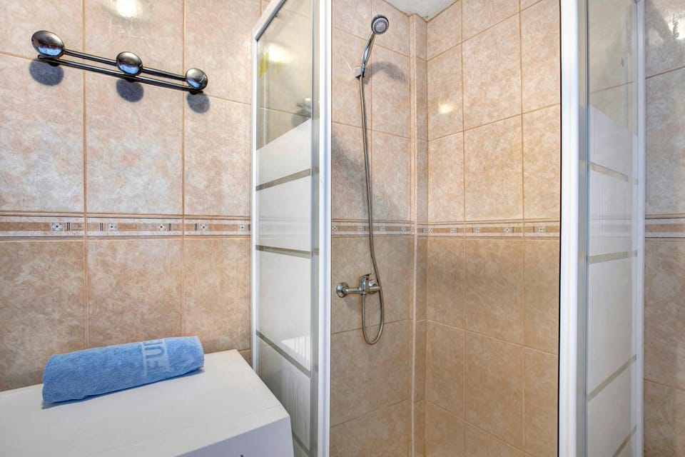 Bathroom, Living room