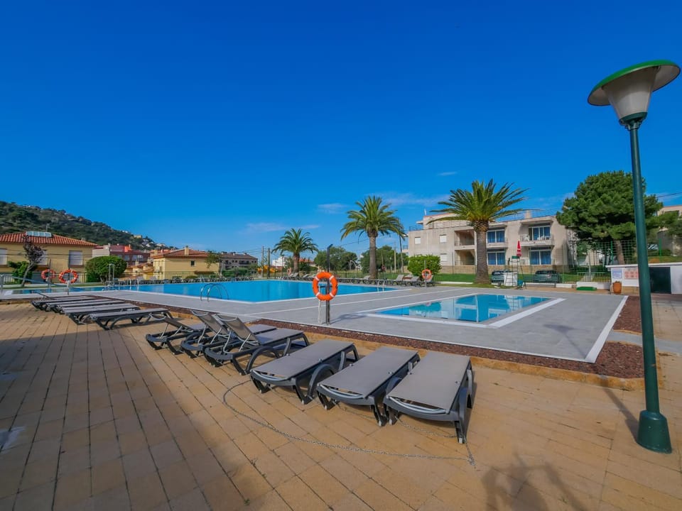 Day, Swimming pool, Swimming pool
