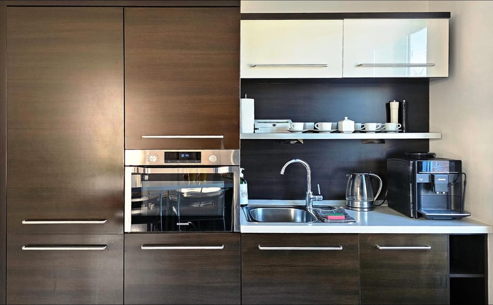 Coffee/tea facilities, Kitchen or kitchenette, dishwasher, minibar, pet friendly
