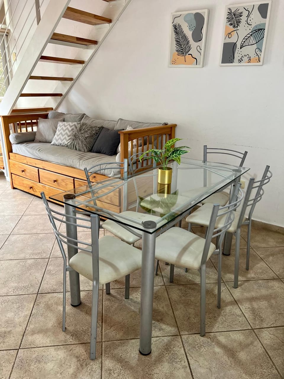 Living room, Dining area