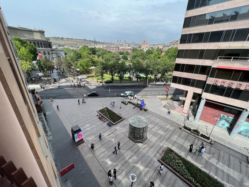 Northern Avenue, 2 bedrooms Luxury, Unique apartment HH656 Apartment in Yerevan