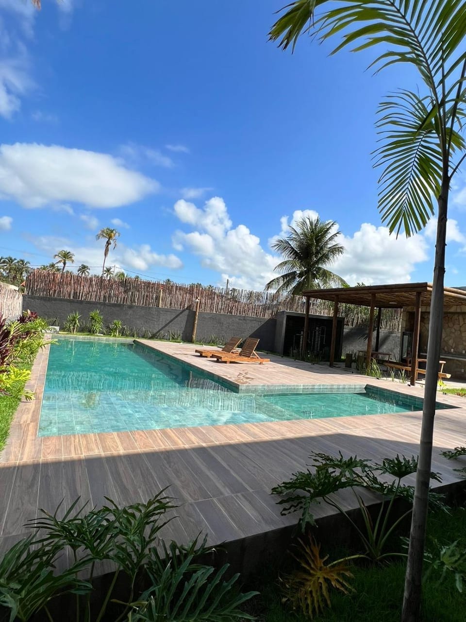 Swimming pool, Swimming pool