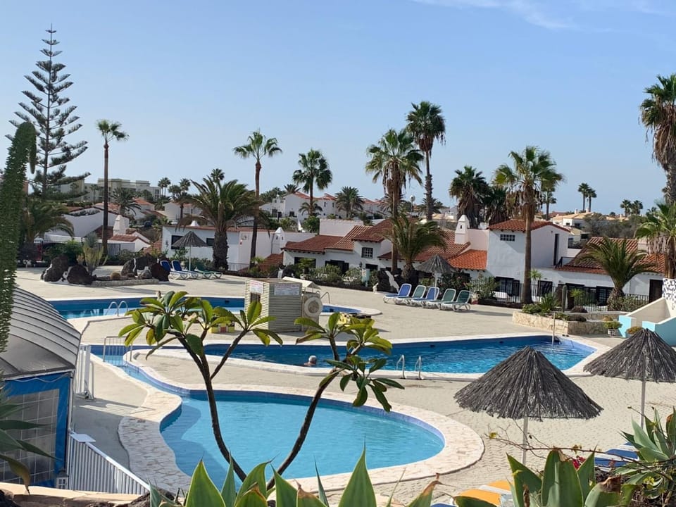 Pool view, Swimming pool