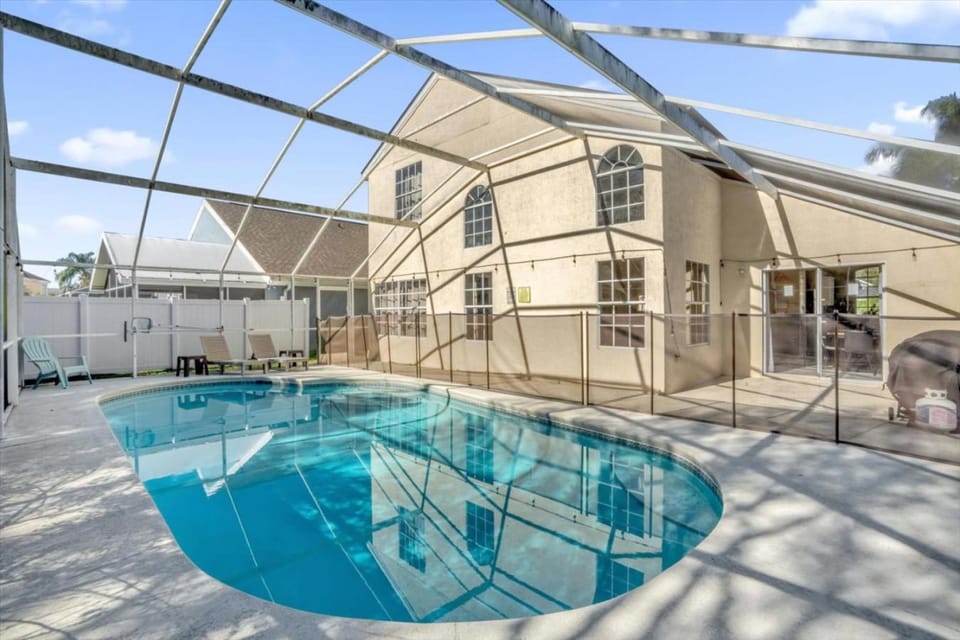 Elegant Villa | Pool • Fun Game Room • Close to Disney Villa in Kissimmee