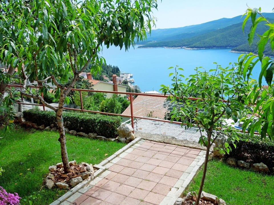 Patio, Sea view
