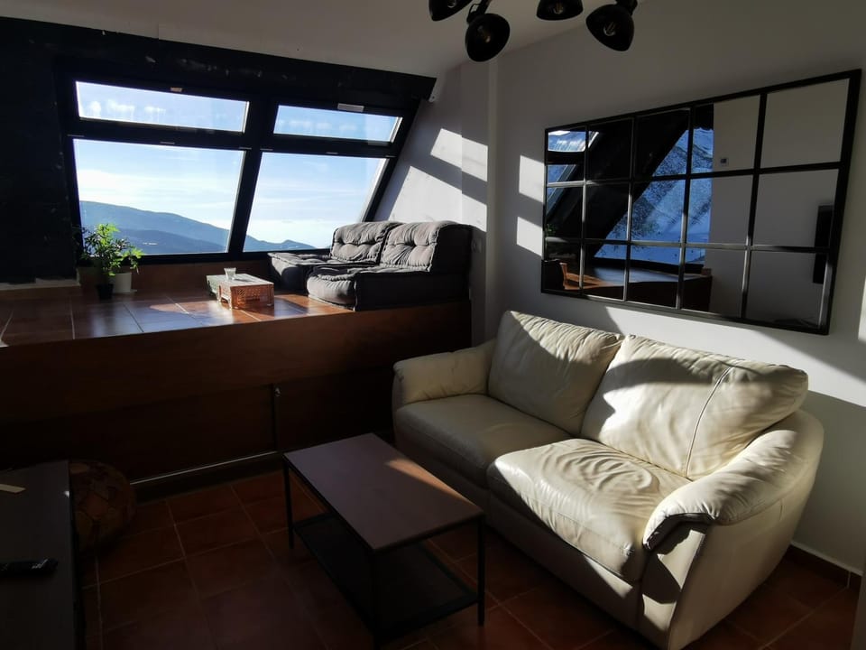 Living room, Lounge or bar, Mountain view, Mountain view