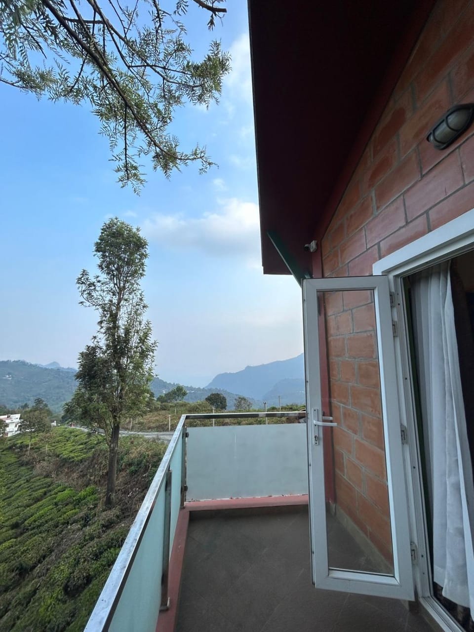 Property building, Day, Natural landscape, View (from property/room), Balcony/Terrace, Mountain view