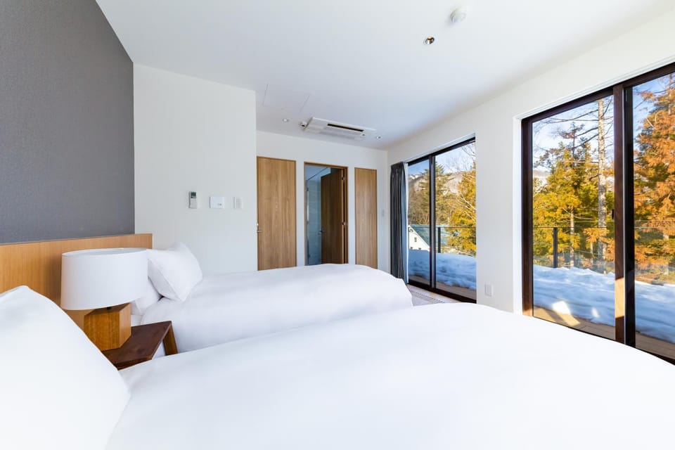 Bed, Balcony/Terrace, Bedroom