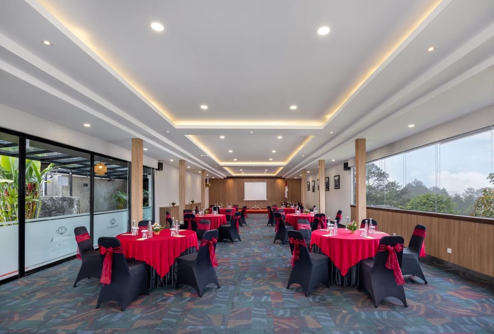 Meeting/conference room