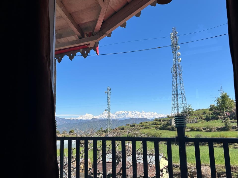Balcony/Terrace, Mountain view