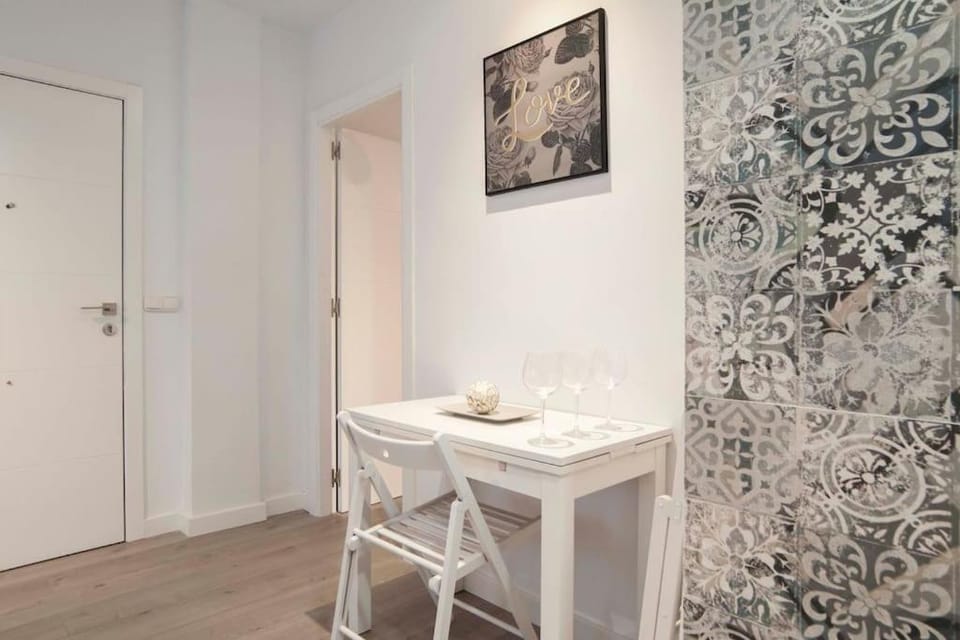 Moderno apartamento en Plaza Merced Apartment in Malaga