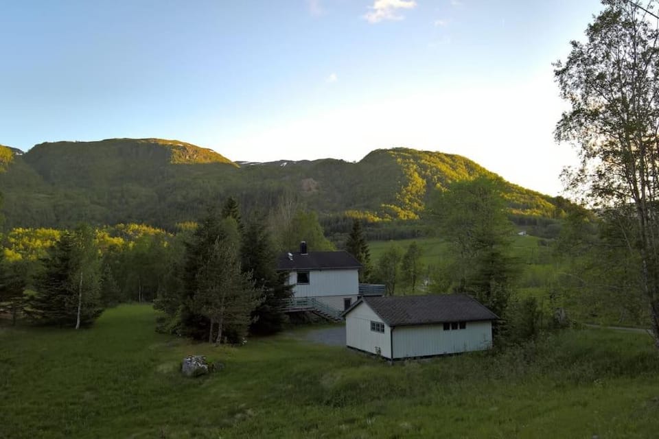 Property building, Natural landscape, Mountain view