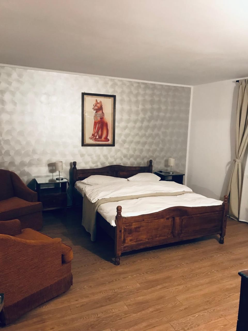 Pensiunea Royal Bed and Breakfast in Romania