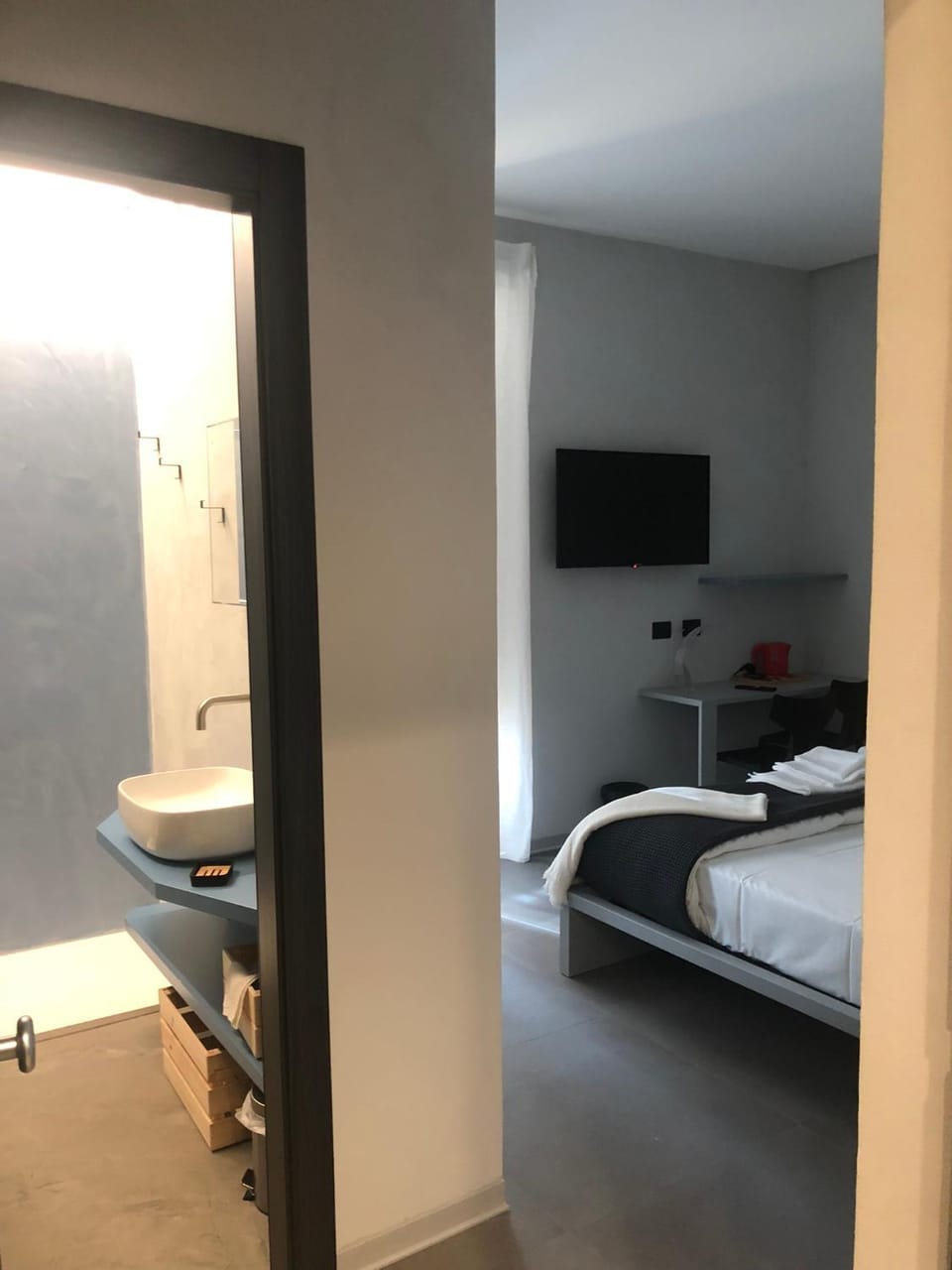 Bed, Photo of the whole room, Bedroom, hair dresser