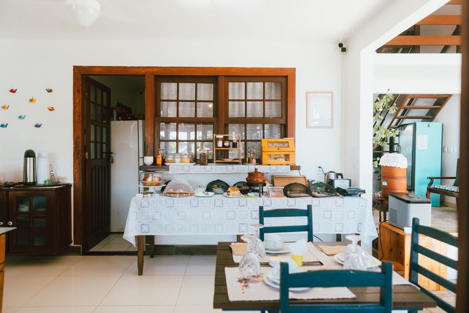 Dining area, Food