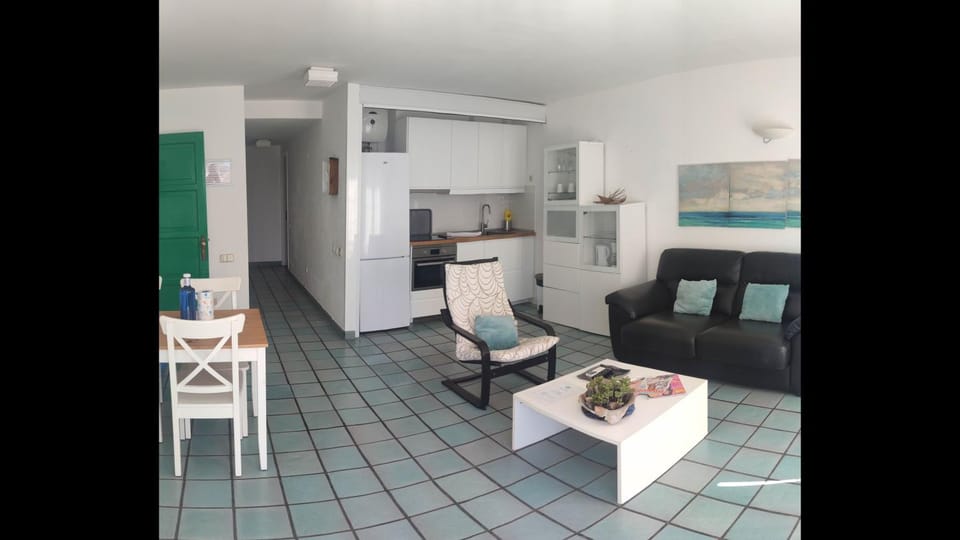 Seating area, Floor plan, kitchen
