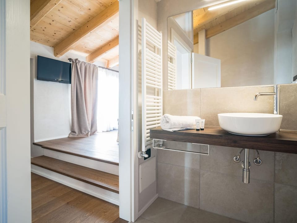Borgo San Verolo B&B Bed and Breakfast in Lake Garda
