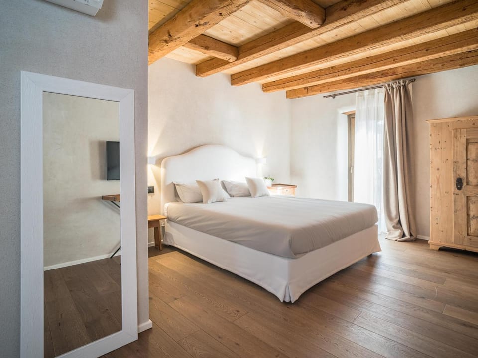 Borgo San Verolo B&B Bed and Breakfast in Lake Garda