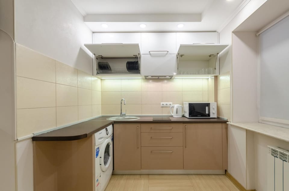 Kitchen or kitchenette, Communal kitchen, minibar, stove, washing machine